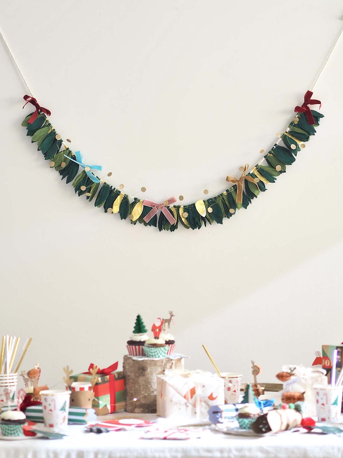 Paper Festive Foliage Garland