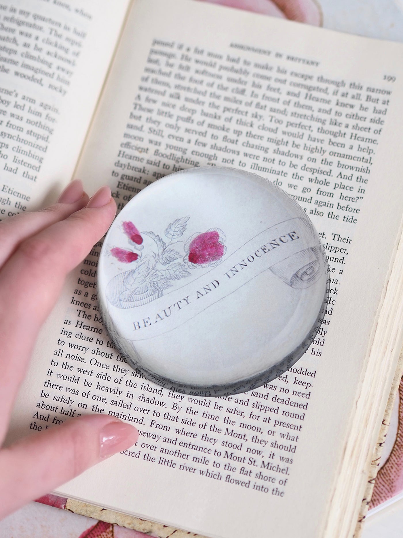 Beauty & Innocence Dome Paperweight