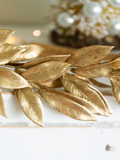 Laurel Gold Leaf Garland 6'