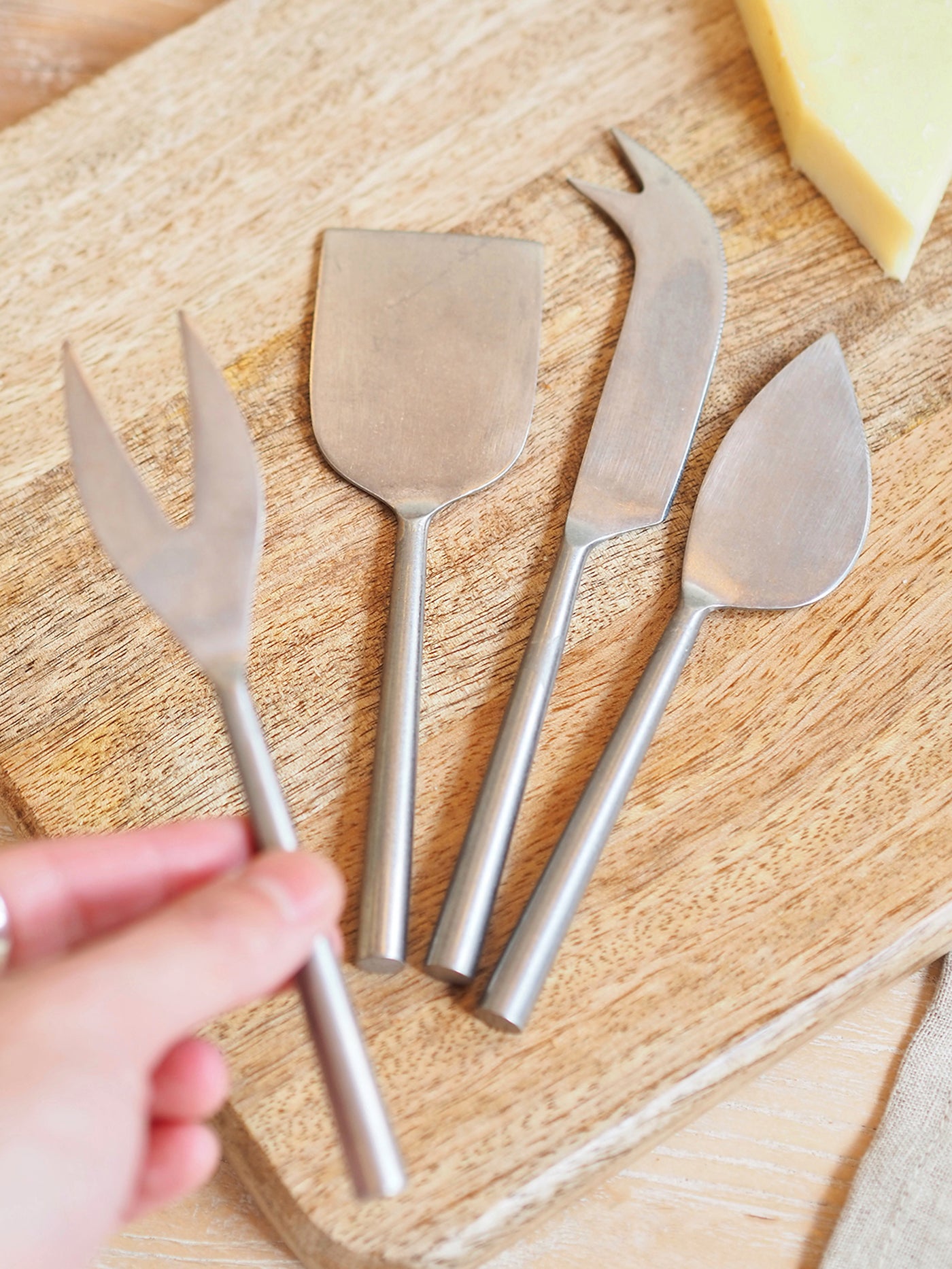 Tides Silver Cheese Knives