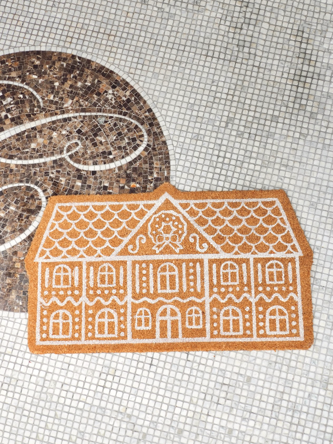 Gingerbread House Doormat