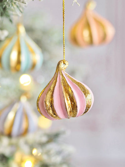 Meringue Ornament | Pink