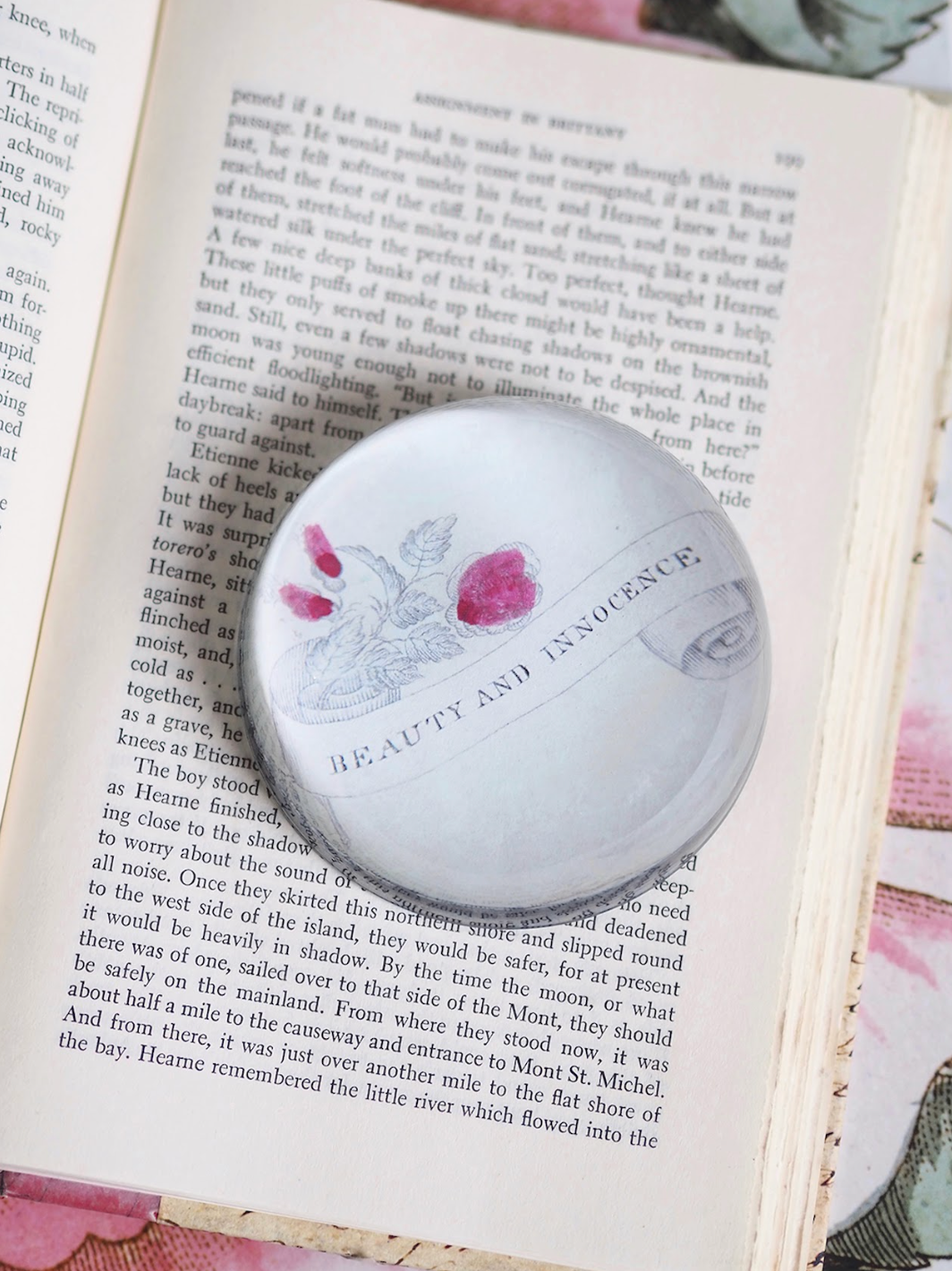 Beauty & Innocence Dome Paperweight