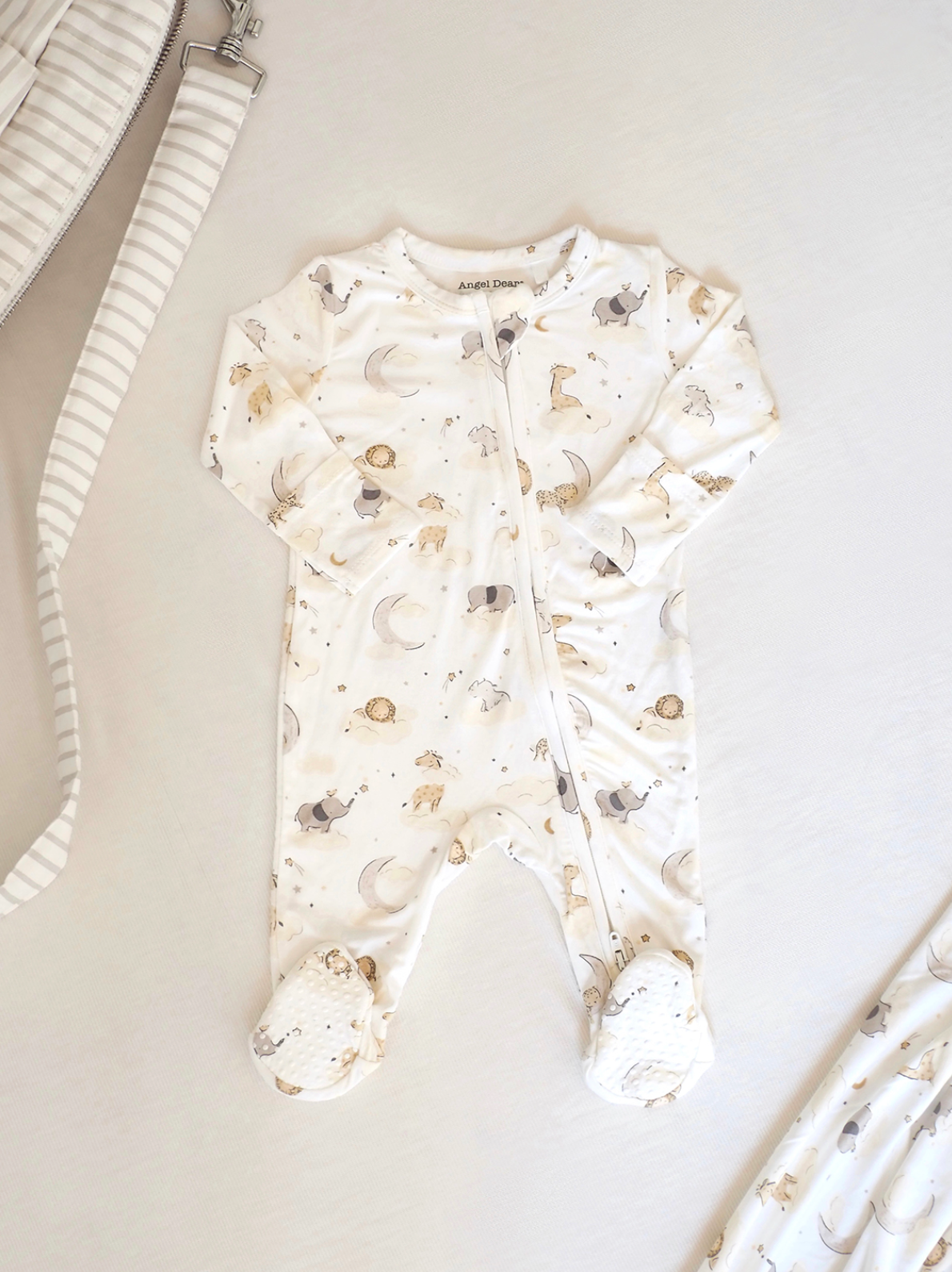 Dreamy Safari Zipper Footie