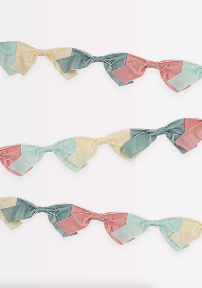 Velvet Bow Garland