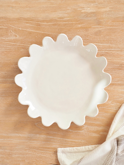 Nova Scalloped Serving Plate