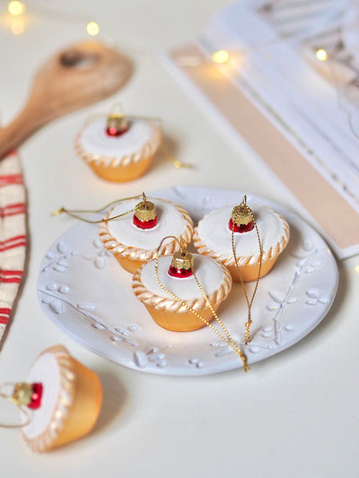 Bakewell Tart Ornament