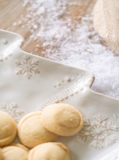 Christmas Tree w/ Snowflakes Plate