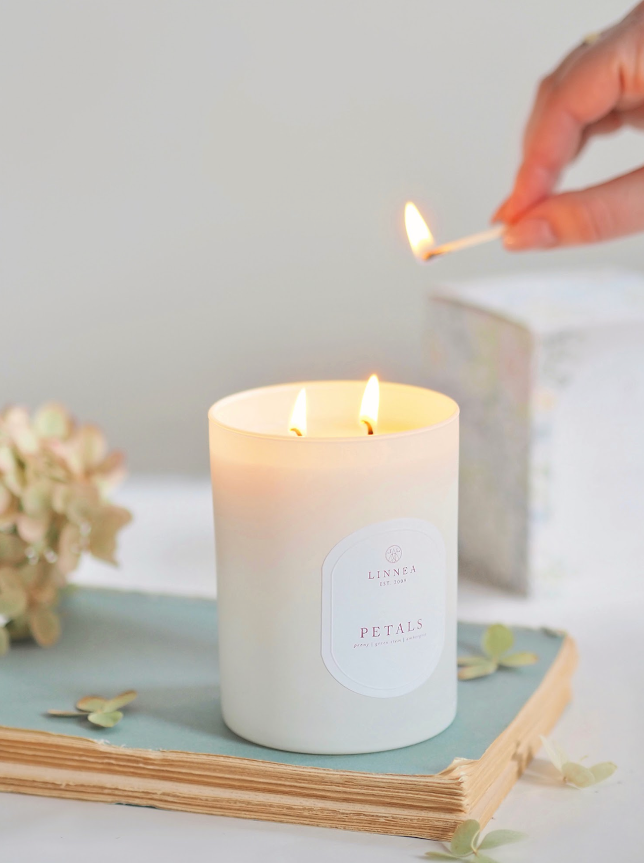 Petals 2 Wick Candle