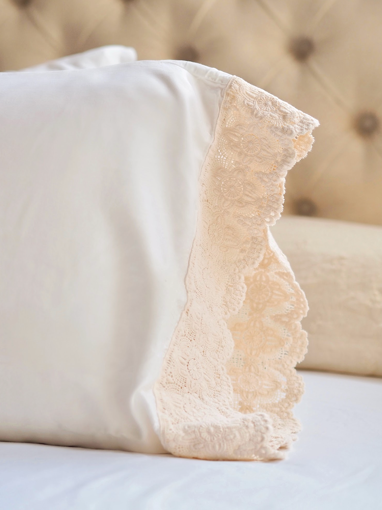 Madera Luxe White Donella Lace Bedding