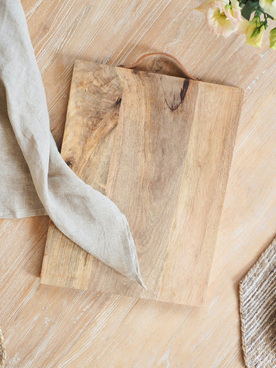 Flynn Cutting Board w/ Leather Handle