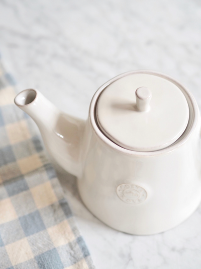 Nyla Teapot