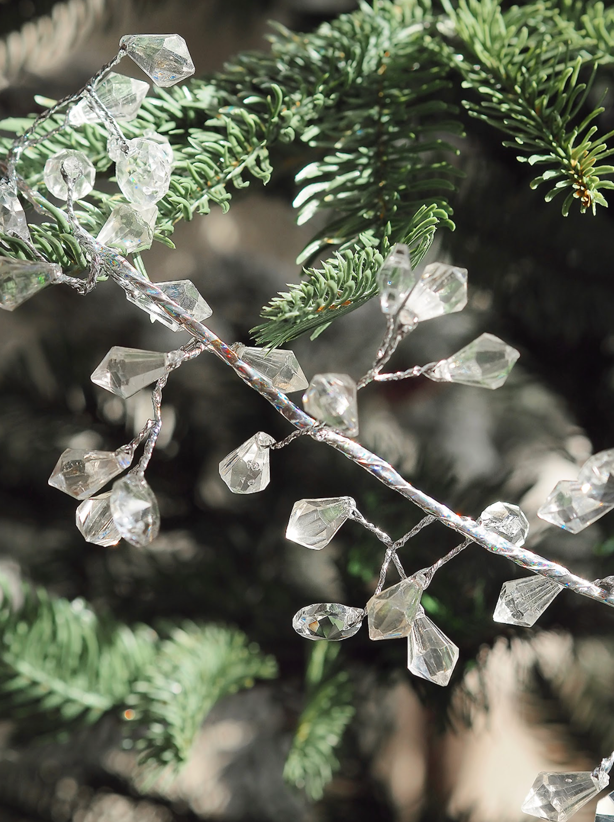 Shimmering Beaded Garland 6'