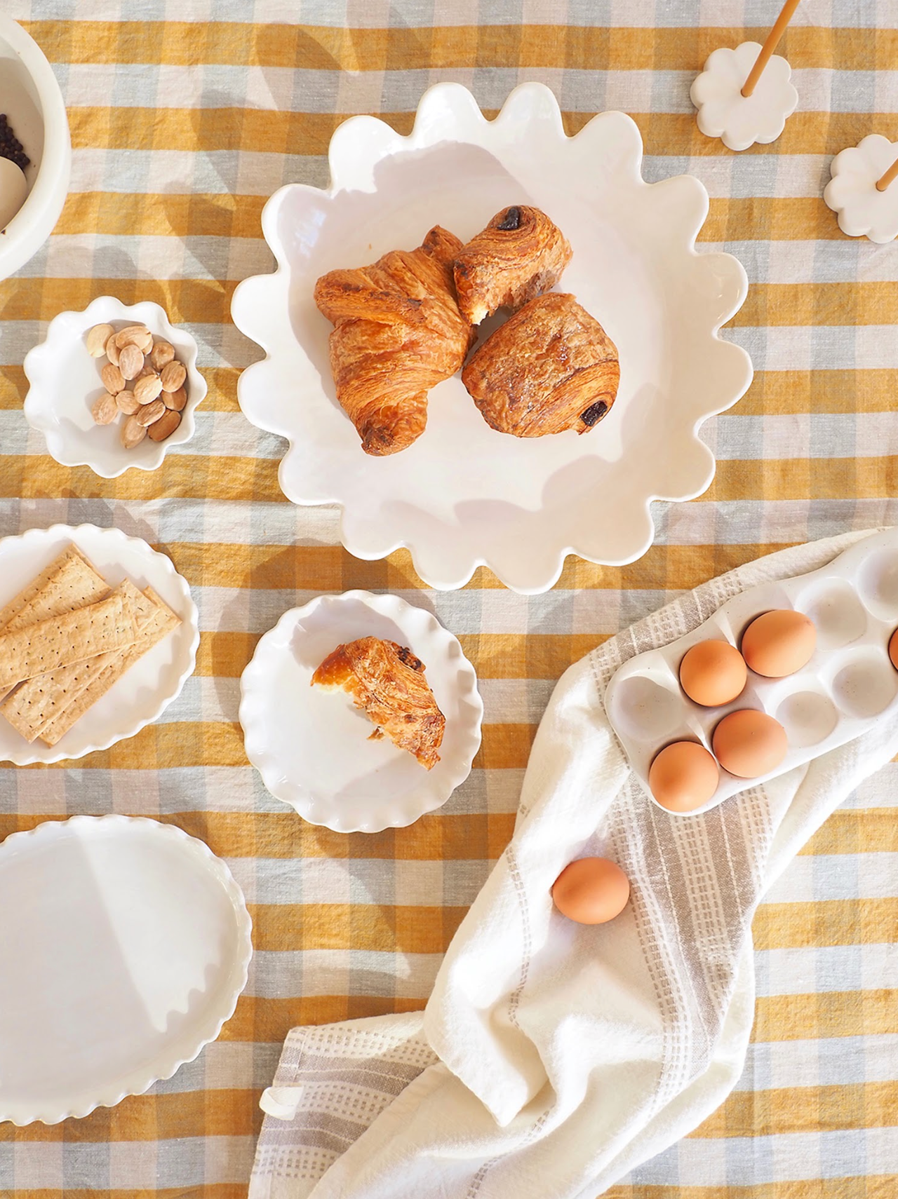 Homestead Egg Holder