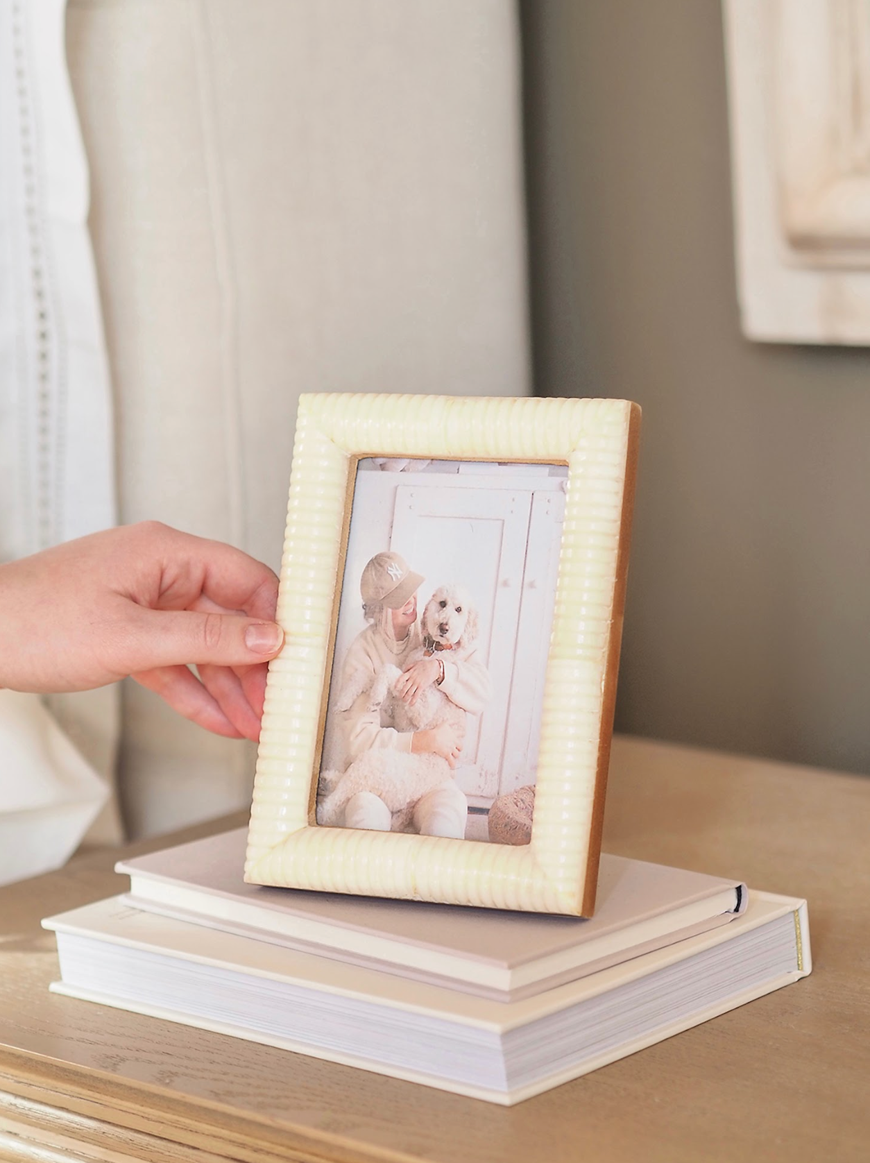 Ivory Bone Photo Frame | 4x6