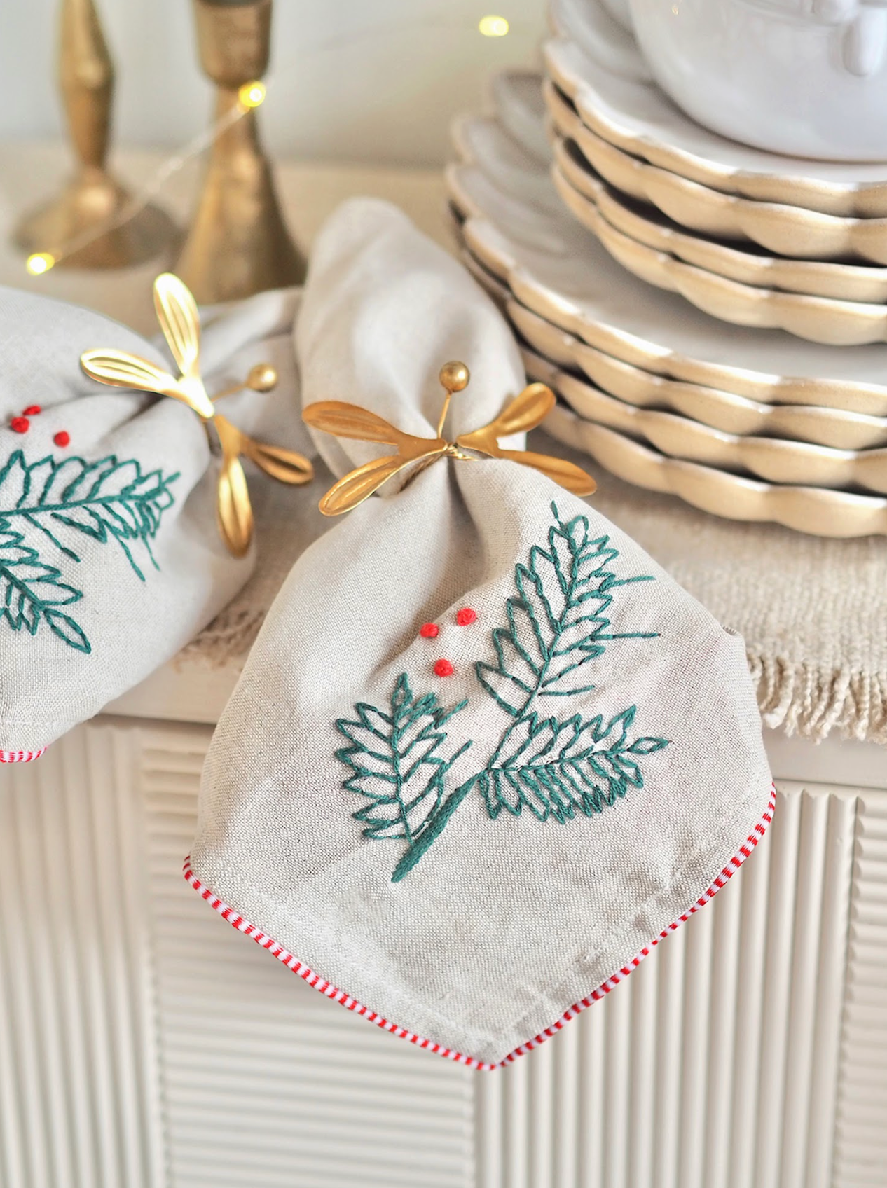 Embroidered Holly Tree Napkin