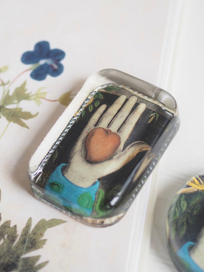 Heart in Hand Dotted Edge Paperweight