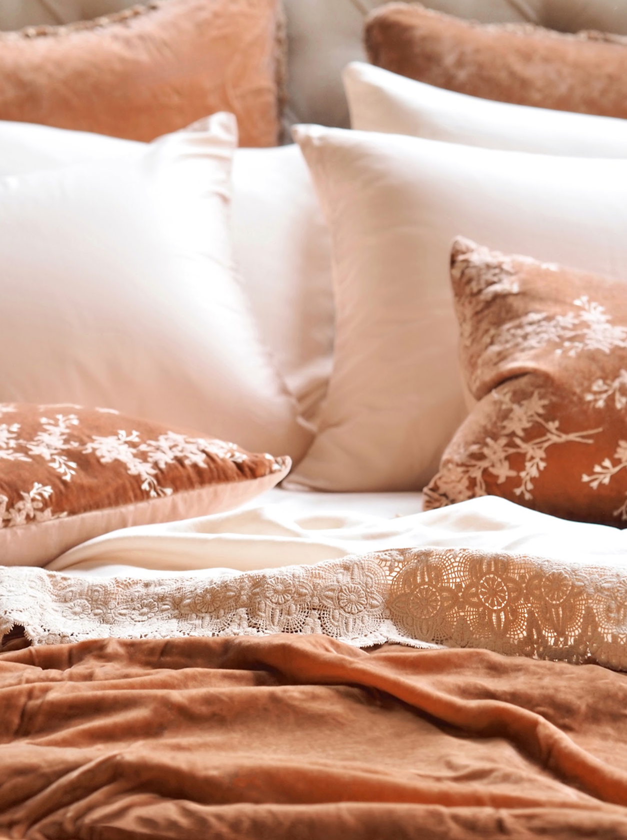 Madera Luxe Pearl Donella Lace Bedding