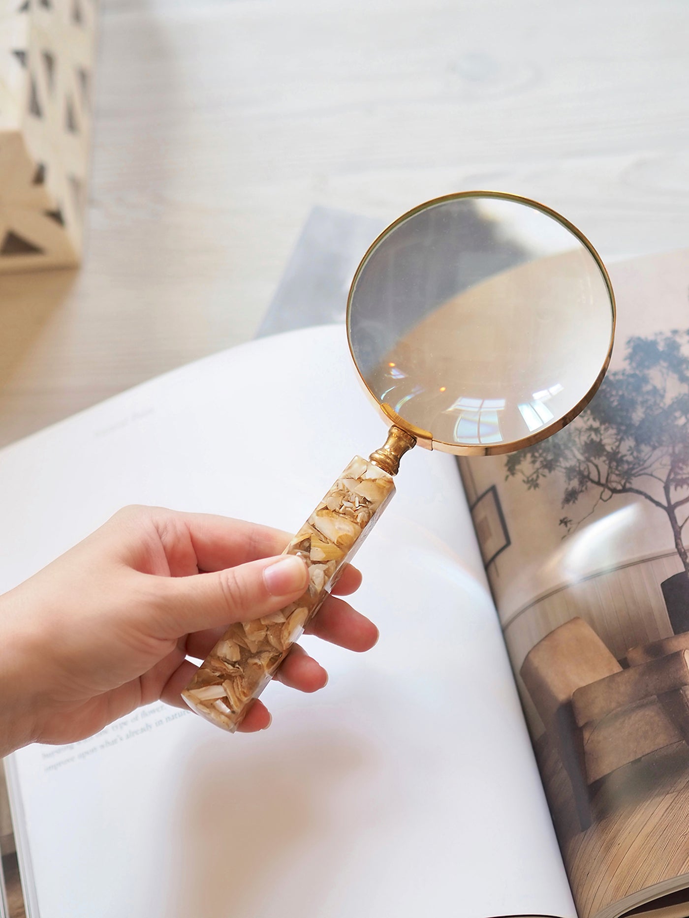 Mother of Pearl Magnifying Glass