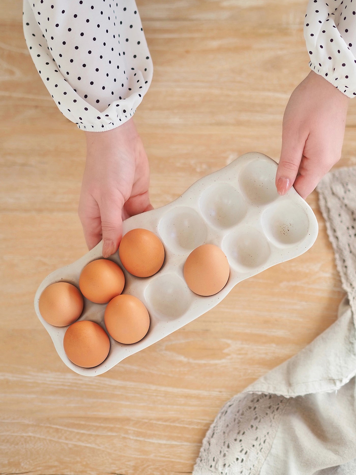 Homestead Egg Holder