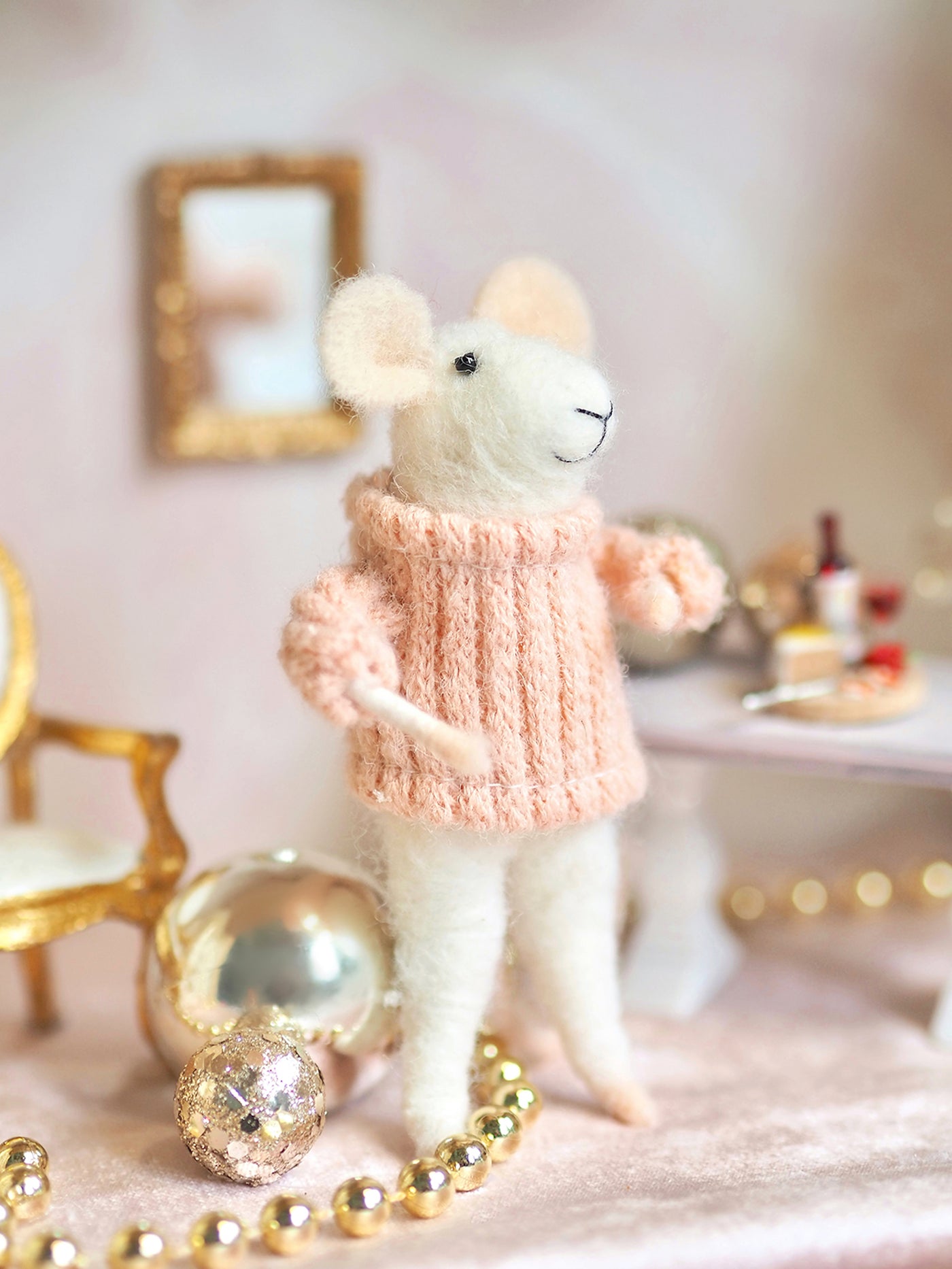 Pretty Paulina Mouse Ornament