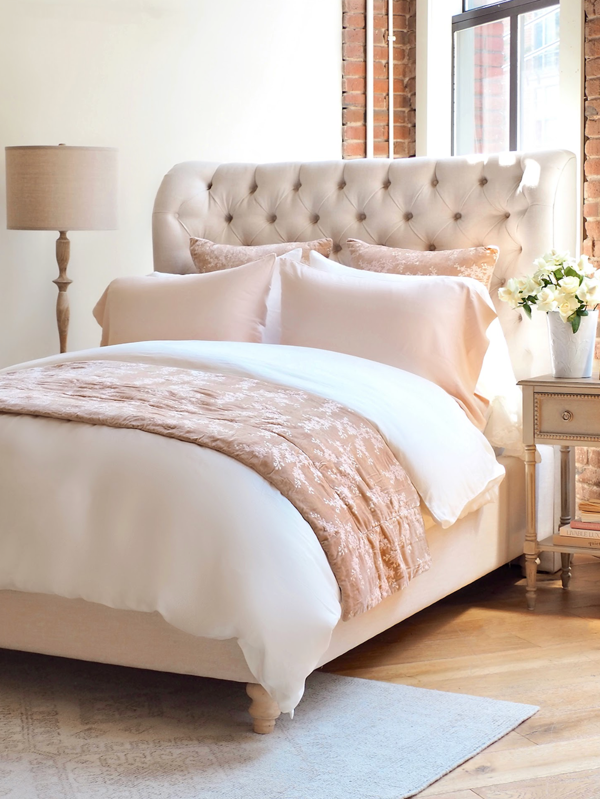 Lynette Pearl Bedding