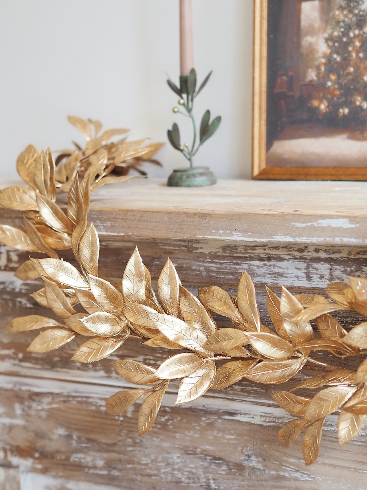 Laurel Gold Leaf Garland 6'