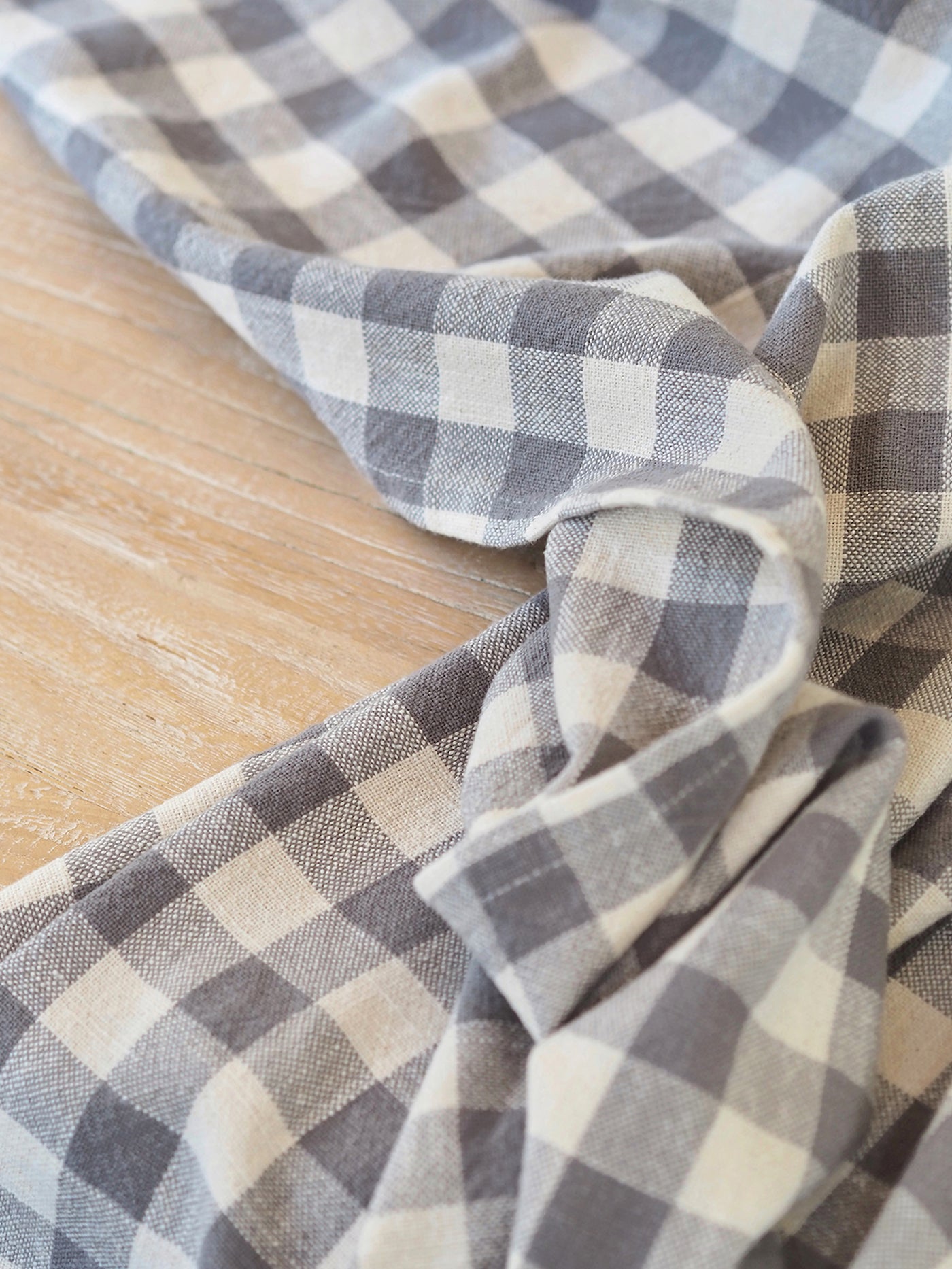 Somerset Gingham Grey Tablecloth