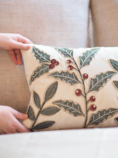 Holly Pillow | 12x20