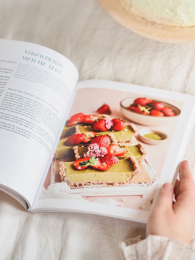 Cozy Vegan Pies And Tarts Book