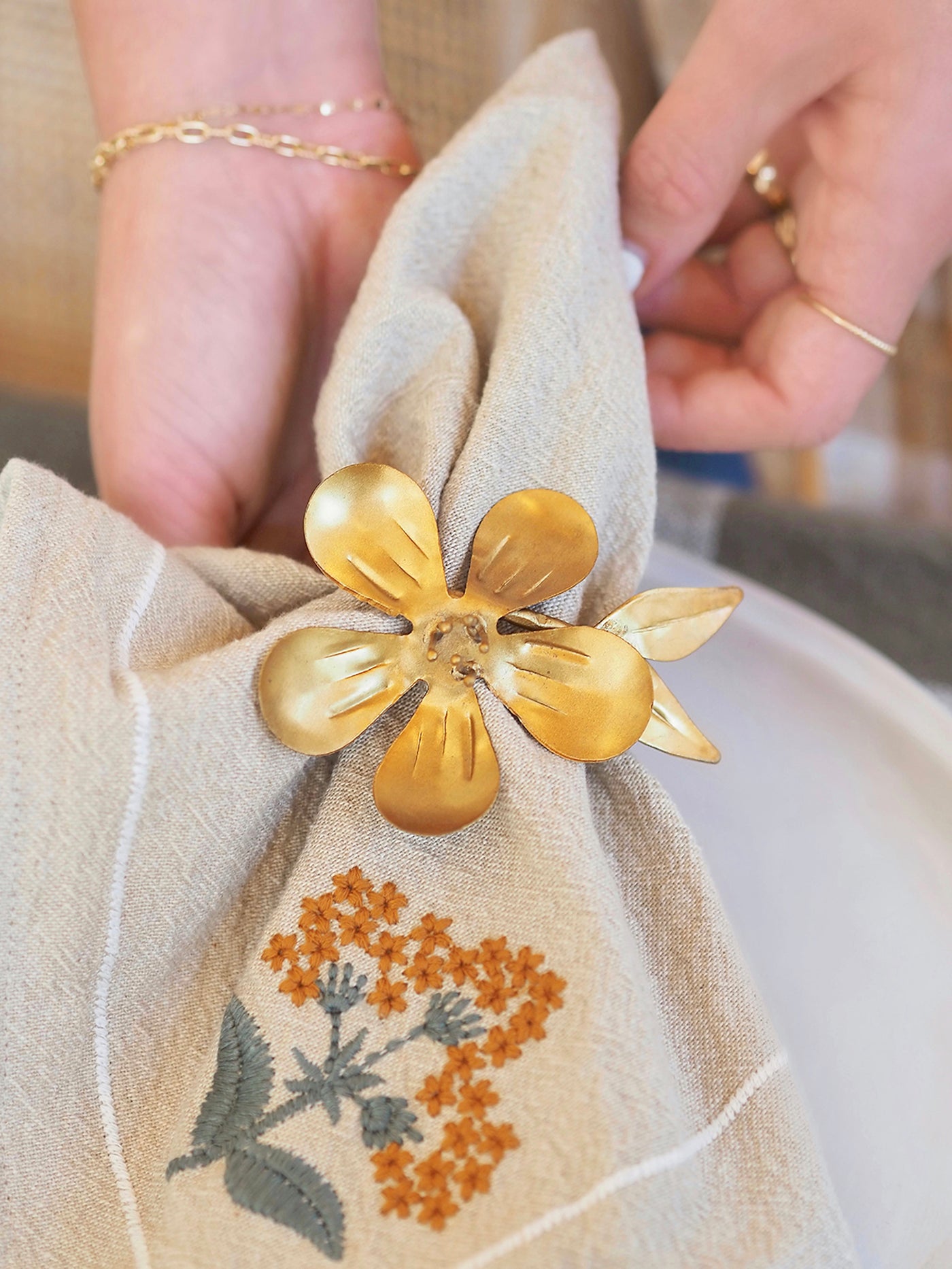 Brass Flora Napkin Ring