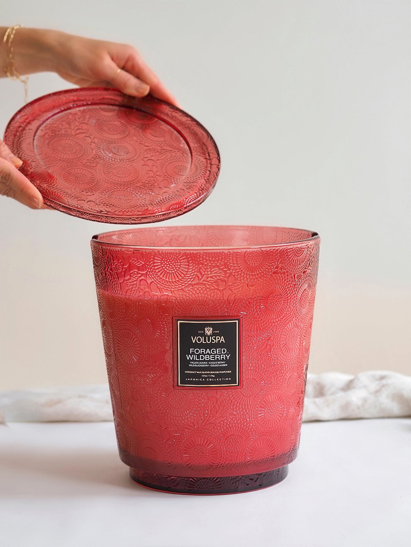 Foraged Wildberry Hearth Candle