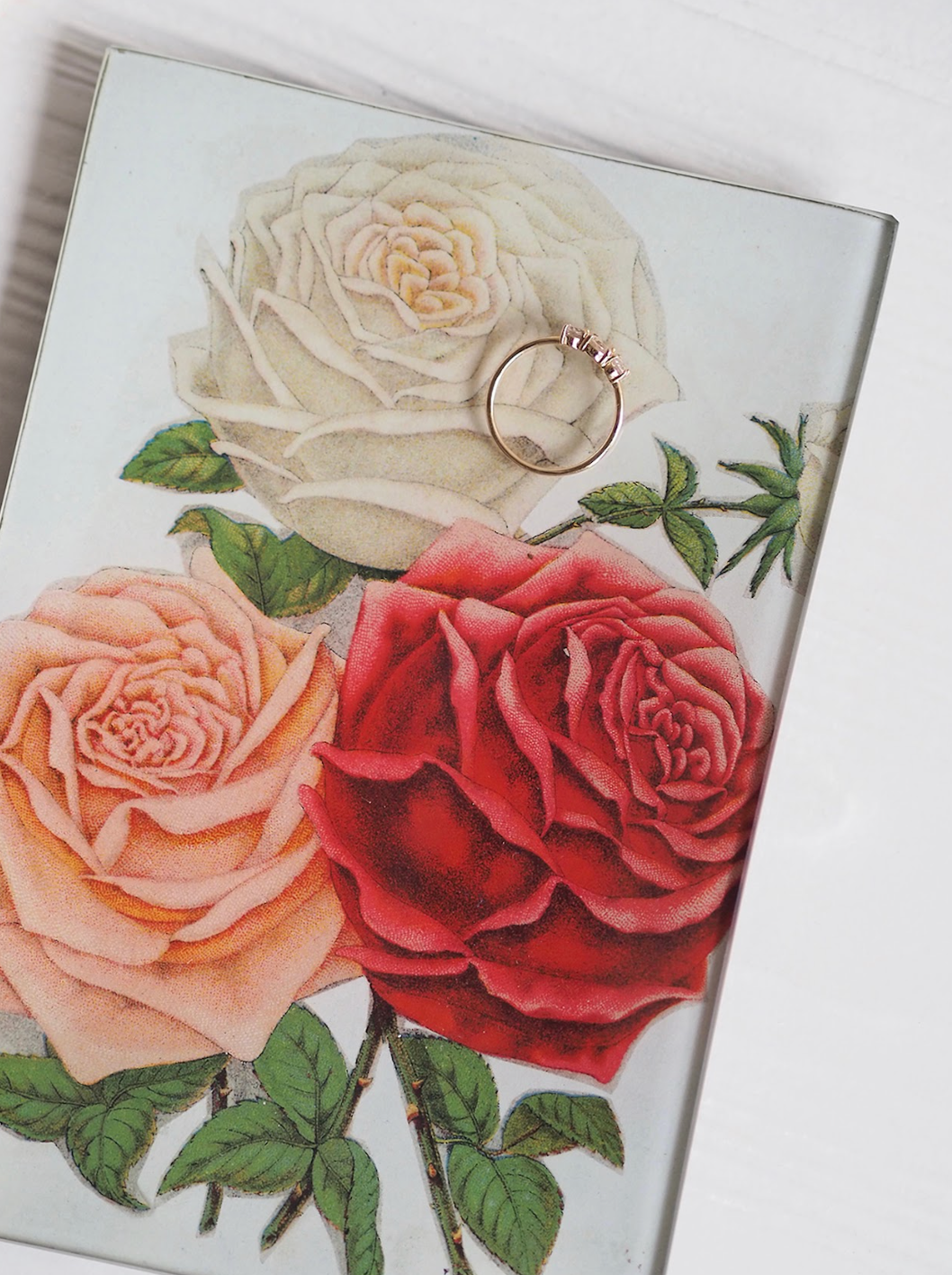 Rose Cut-outs Mini Tray