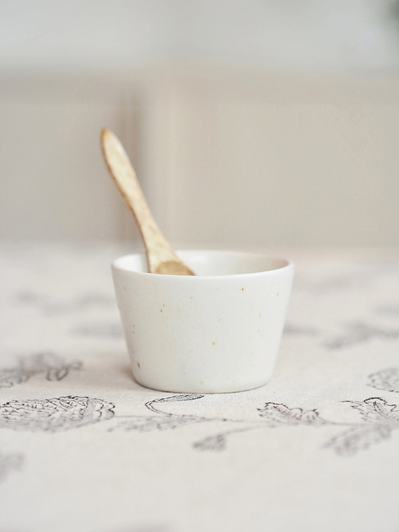 Noa Pinch Bowl w/ Mango Wood Spoon