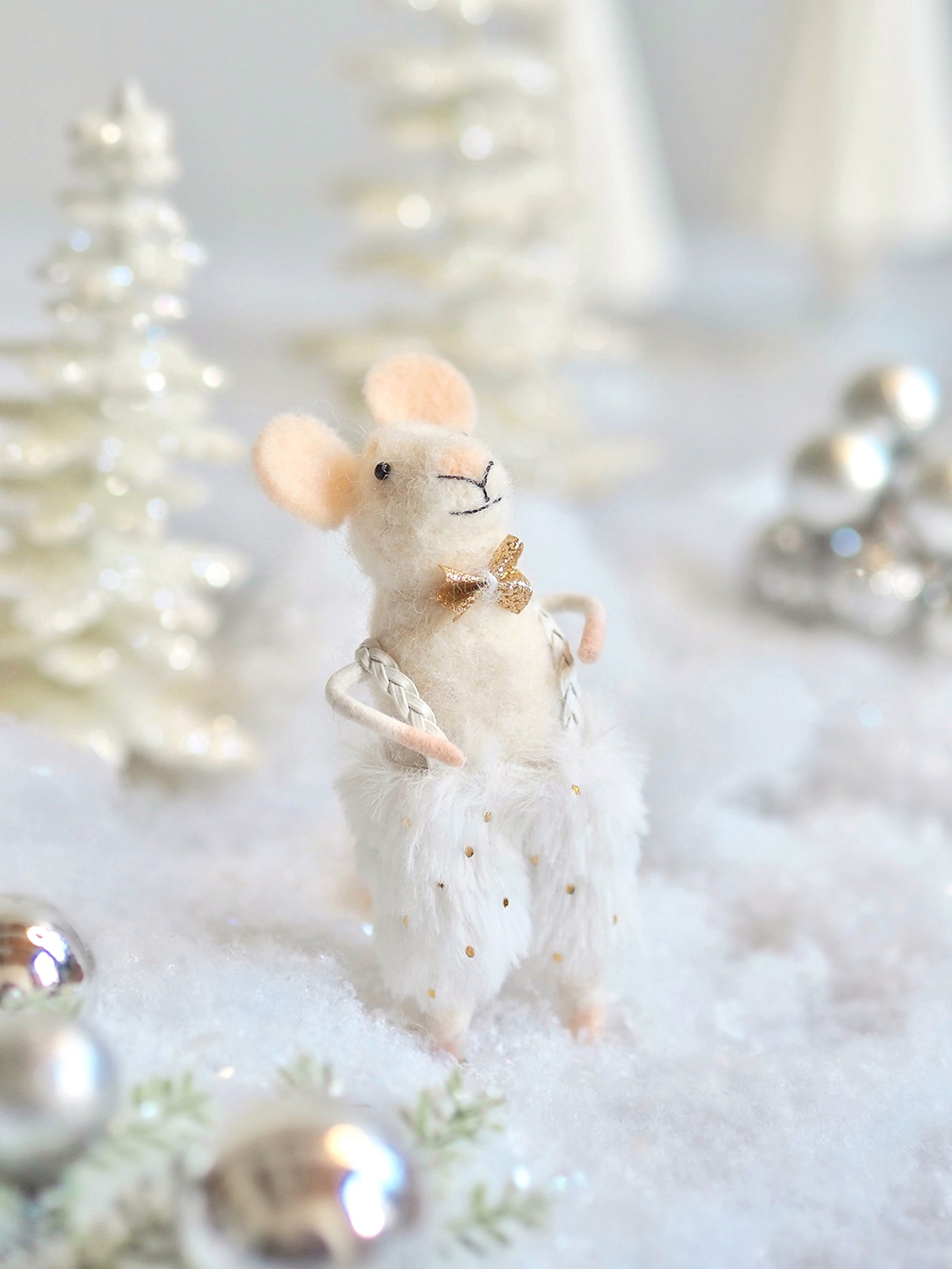 Wintry Wilfred Mouse Ornament