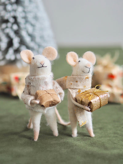 Gifting Gilbert Mouse Ornament