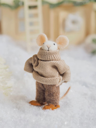 Weekend Walt Mouse Ornament